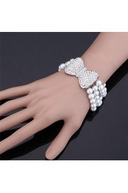 High Quality Synthetic European Pearl Beads Luxury Women's Bangle Bracelet Austrian Rhinestone Jewelry Gift for Women