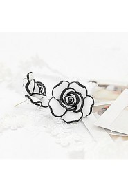 Sweet Black And White Rose Flower Stud Earrings