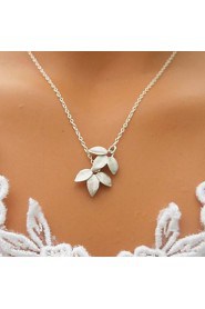 Women's European And American Fashion Flower Necklace