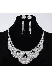 Women's Wedding Jewelry Set 2 Pairs of Earrings Stud One Crystal Necklace