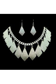 Jewelry Set Women's Wedding / Gift / Party / Special Occasion Jewelry Sets Alloy Necklaces / Earrings Silver