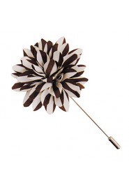 Men's Casual Brown And White Silk Goods Brooch