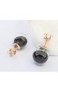 Women's Fine Fashion Transparent Hollow Stud Earrings With Rhinestone