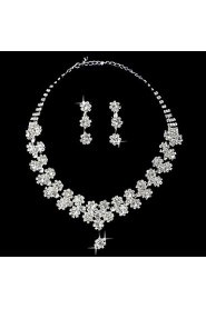 Beautiful Rhinestone Little Flower Ladies' Jewelry Set (45 cm)