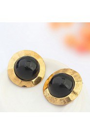 Women's European And American Fashion Simple Stud Earrings