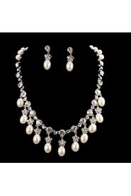 Jewelry Set Women's Anniversary / Wedding / Engagement Jewelry Sets Cubic Zirconia / Alloy Necklaces / Earrings Silver