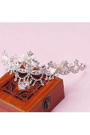 Women's Rhinestone / Alloy Headpiece-Wedding / Special Occasion Tiaras 1 Piece Pear
