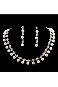 Jewelry Set Women's Anniversary / Wedding / Engagement Jewelry Sets Cubic Zirconia / Imitation Pearl / Alloy Necklaces / Earrings Silver