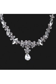 Elegant Design Alloy With Rhinestone Wedding/Special Occaision / Party Jewelry Set.