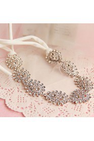 Bride's Flower Shape Rhinestone Forehead Wedding Headbands 1 PC