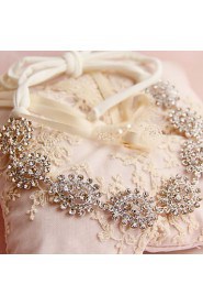 Bride's Flower Shape Rhinestone Forehead Wedding Headbands 1 PC