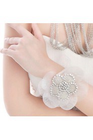 Bridal 's Rhinestone Lace Wedding Bracelet Wrist Flowers Chain 1 Piece