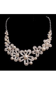 Ladies'/Women's Alloy Wedding/Party Jewelry Set With Rhinestone