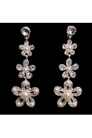 Ladies'/Women's Alloy Wedding/Party Jewelry Set With Rhinestone