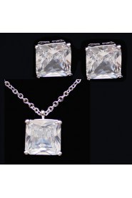 Gorgeous Platinum Plated With Cubic Zirconia And Pearl Wedding/Special Occaision / Party Jewelry Set.