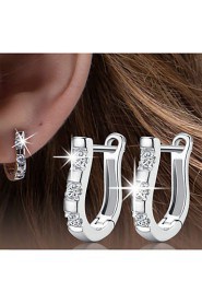 The high-end S925 silver ear clip