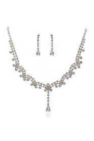 Gorgeous Rhinestones Wedding Jewelry Set,Including Necklace,Earrings And Tiara