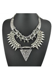 Rivet Punk Necklace of Fashion Vintage Women's Clothing Exaggerated