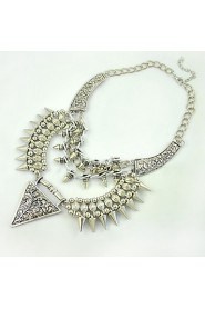 Rivet Punk Necklace of Fashion Vintage Women's Clothing Exaggerated