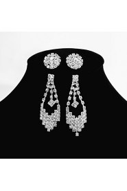 Women's Wedding/Party Jewelry Sets Classic Wedding Dress Accessories 2 Pairs of Rhinestone Earrings 1 Crystal Necklace