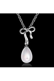 Xu Women's Pearl / Gold-Plated Bowknot Anniversary / Wedding / Engagement / Birthday / Gift / Party Necklace