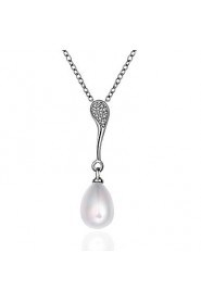 Xu Women's Pearl / Gold-Plated Diamonds Anniversary / Wedding / Engagement / Birthday / Gift / Party Necklace