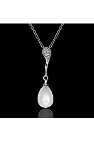 Xu Women's Pearl / Gold-Plated Diamonds Anniversary / Wedding / Engagement / Birthday / Gift / Party Necklace