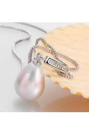 Xu Women's Pearl / Gold-Plated Diamonds Anniversary / Wedding / Engagement / Birthday / Gift / Party Necklace