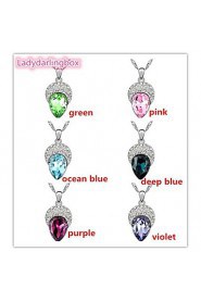 Sleek Rhinestone and Crystal Teardrop Pendent Alloy Women's Necklace (More Color)