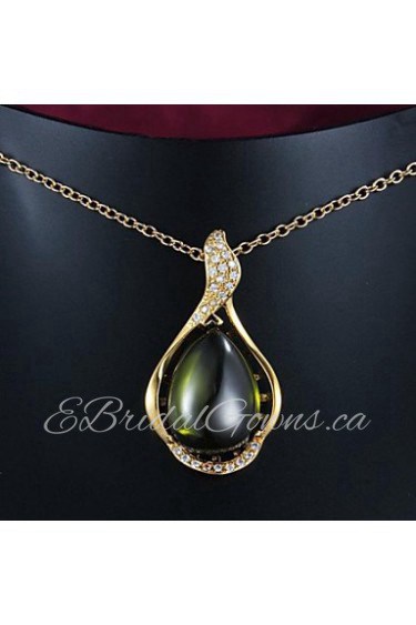 Golden Pendant Necklaces Alloy Daily / Casual Jewelry