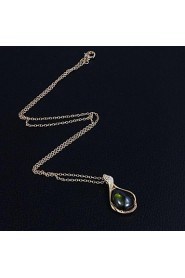 Golden Pendant Necklaces Alloy Daily / Casual Jewelry