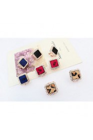 American Super Fashion Leopard Grain Square White Rhinestone Stud Earrings Trendy Women Choice