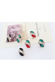 Vintage Ladies Beautiful Small Fine Gemstone Earrings Mix Colors Rhinestone Fashion Design Stud Earrings for Women