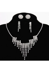 Wedding/Party Jewelry Sets Crystal Chain Necklace Ring Bracelet Earrings Sets with 2 Pairs of Rhinestone Earrings