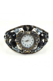 Round Shape Quartz Movement With Cubic Zirconia Bracelet Watch