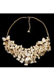 Fashion Alloy With Natural Shell Rhinestone Necklace