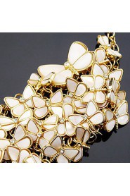 Fashion Alloy With Natural Shell Rhinestone Necklace