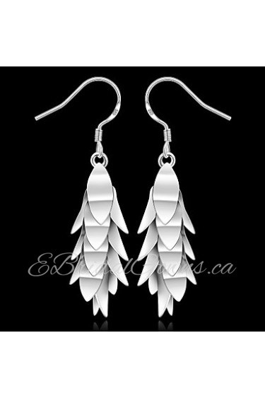 Fashion Leaf Shape Silver Plated Copper Foreign Trade Earring Stud (Silver)(1Pair)