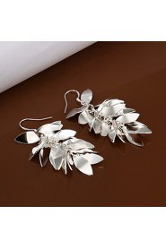 Fashion Leaf Shape Silver Plated Copper Foreign Trade Earring Stud (Silver)(1Pair)