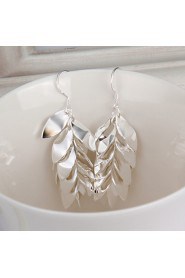 Fashion Leaf Shape Silver Plated Copper Foreign Trade Earring Stud (Silver)(1Pair)