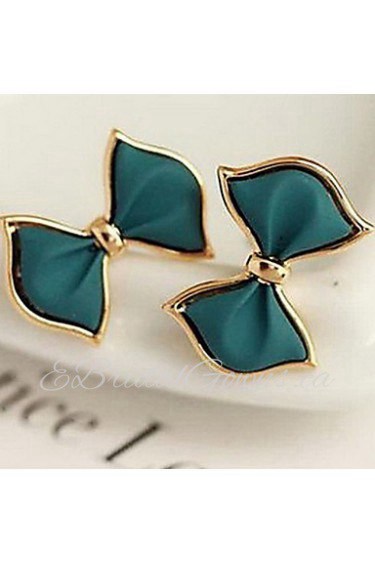 Sweet Bowknot Golden Alloy Stud Earrings(Green,Blue) (1 Pair)