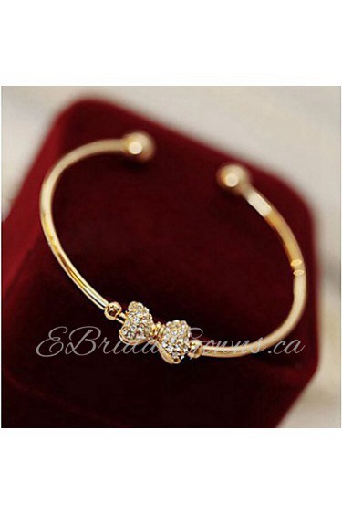 Lucky Star Women's Elegant Rhinestone Bow Bracelet