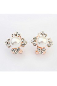 Korean Fashion Four Leaf Flower Clover Bright Simulated Pearl Alloy Earrings Women Wonderful Rhinestone Jewelry