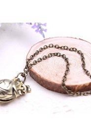 Fashion Hollow Heart Pendant Alloy Pendant Necklace(Golden,Silver)(1 Pc)