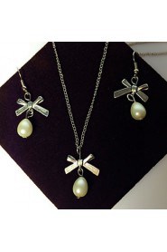 Cute Bow PearlCheap Jewelry Set(Necklace,Earrings)