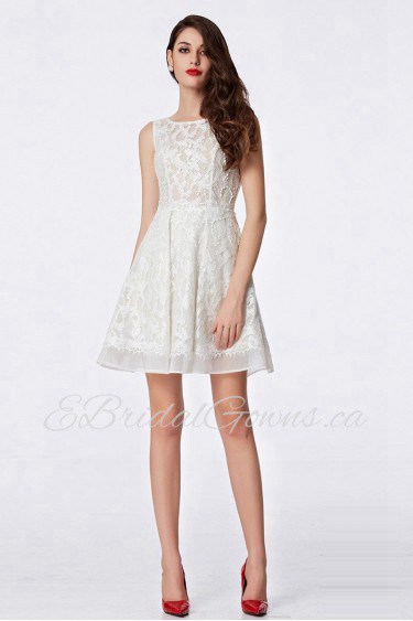 Princess Scoop Lace Hollow Out Knee-length Cocktail Party / Prom Dress with Beading