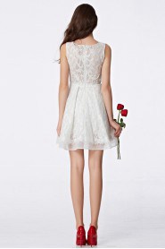 Princess Scoop Lace Hollow Out Knee-length Cocktail Party / Prom Dress with Beading