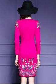 Sheath / Column Knee-length Long Sleeve Scoop Embroidery Mother of the Bride Dress