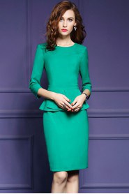 Knee-length 3/4 Length Sleeve Scoop Mother of the Bride Dress