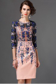 Tulle Sheath / Column Knee-length 3/4 Length Sleeve Scoop Embroidery Mother of the Bride Dress